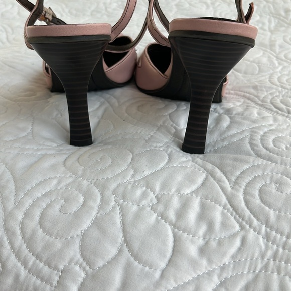 Pink heeled sandals. Size 9 - Picture 2 of 4